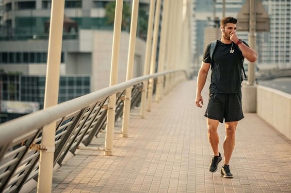 Quels sont les aspects juridiques de l'utilisation de l'intelligence artificielle pour l'analyse des données clients?