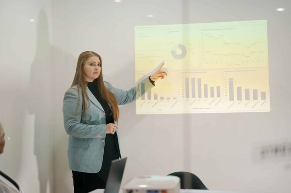 Comment développer un programme de formation en leadership transformationnel pour les cadres supérieurs ?